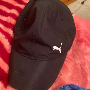 Black puma hat